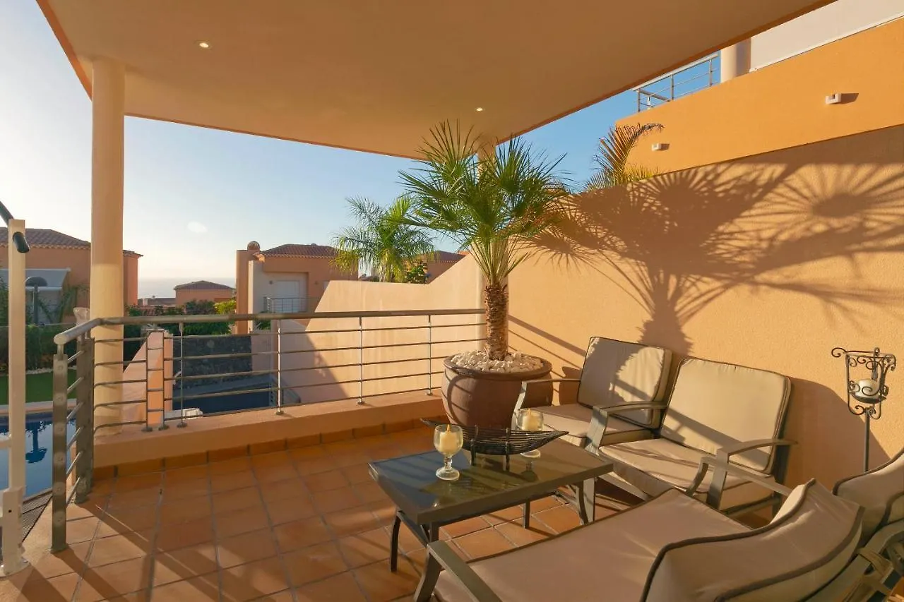 My Island Escape - Sea Views - Private Pool, Sauna Villa Puerto de Santiago